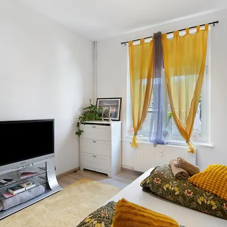 Apartment Flower
